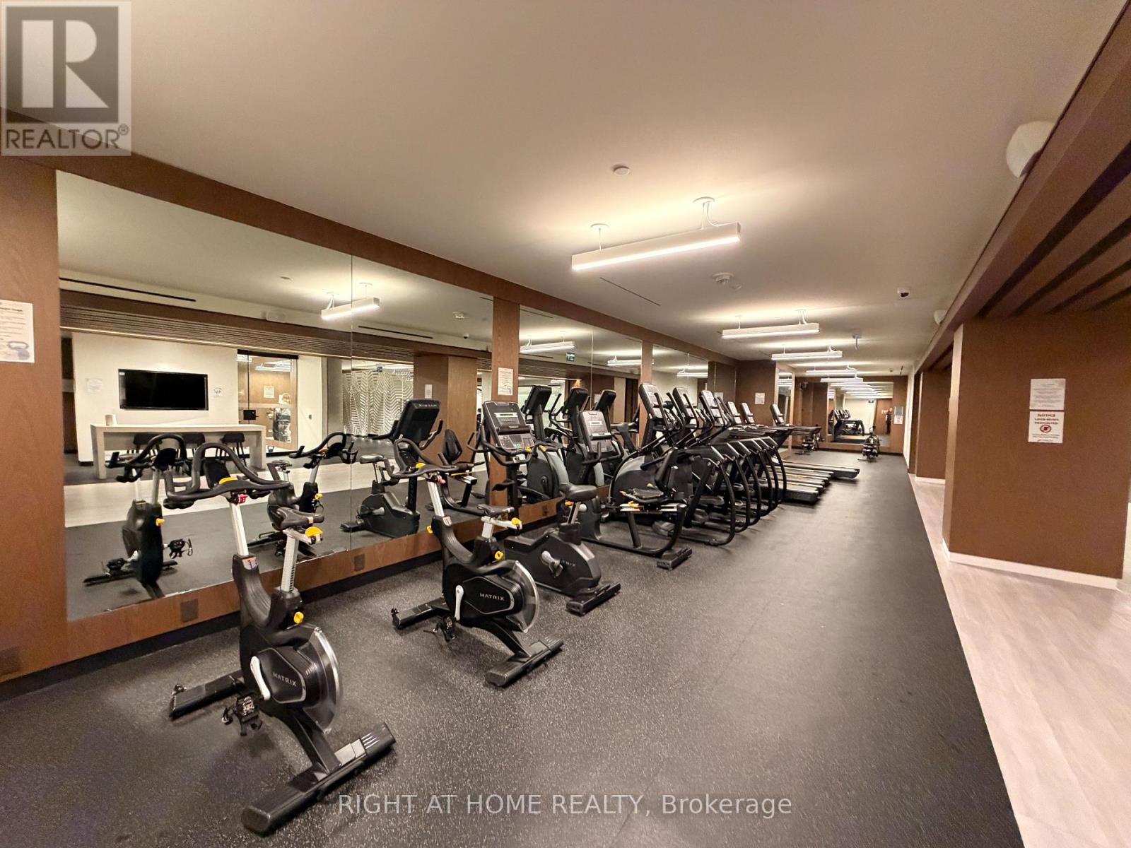 1801 - 5 Defries Street, Toronto, Ontario  M5A 0W7 - Photo 13 - C12481869