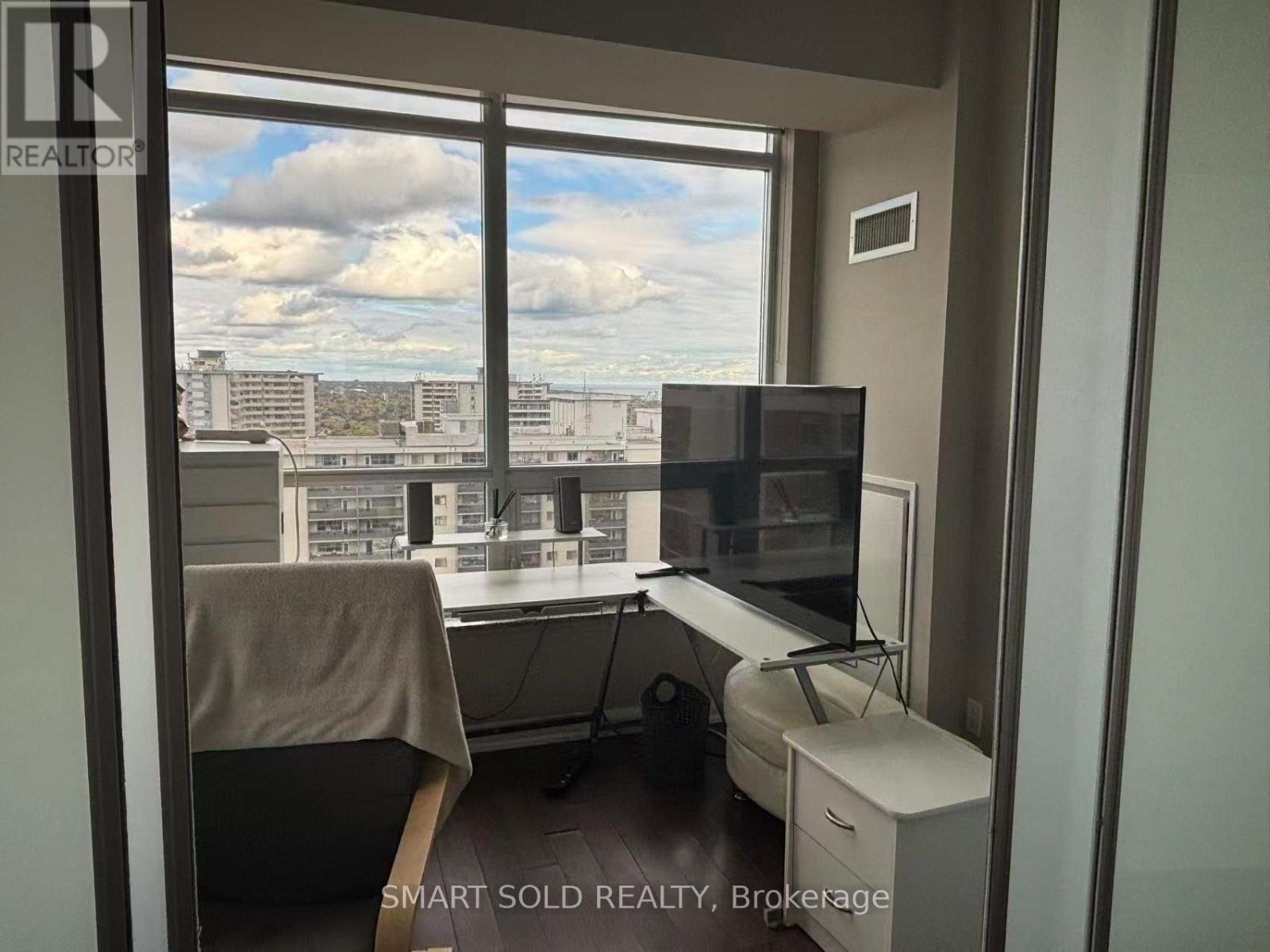 2802 - 500 Sherbourne Street, Toronto, Ontario  M4X 1L1 - Photo 5 - C12481874