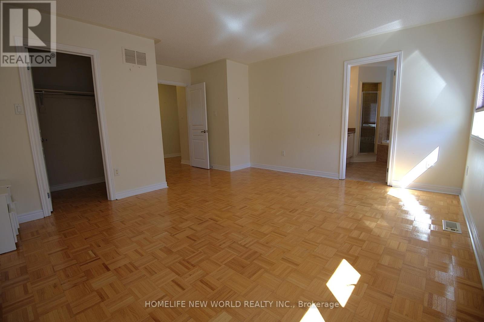 70 Thomas Legge Crescent, Richmond Hill, Ontario  L4E 4V8 - Photo 14 - N12481873