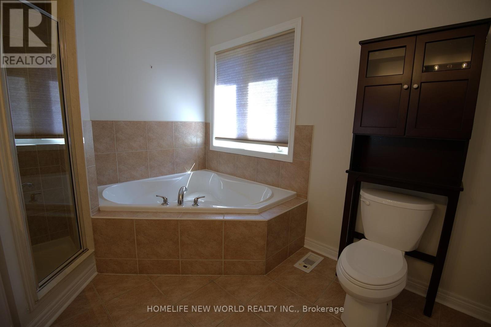 70 Thomas Legge Crescent, Richmond Hill, Ontario  L4E 4V8 - Photo 18 - N12481873