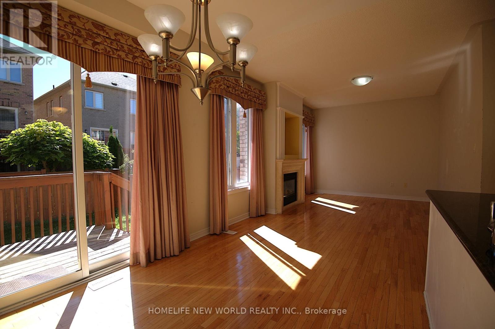 70 Thomas Legge Crescent, Richmond Hill, Ontario  L4E 4V8 - Photo 3 - N12481873