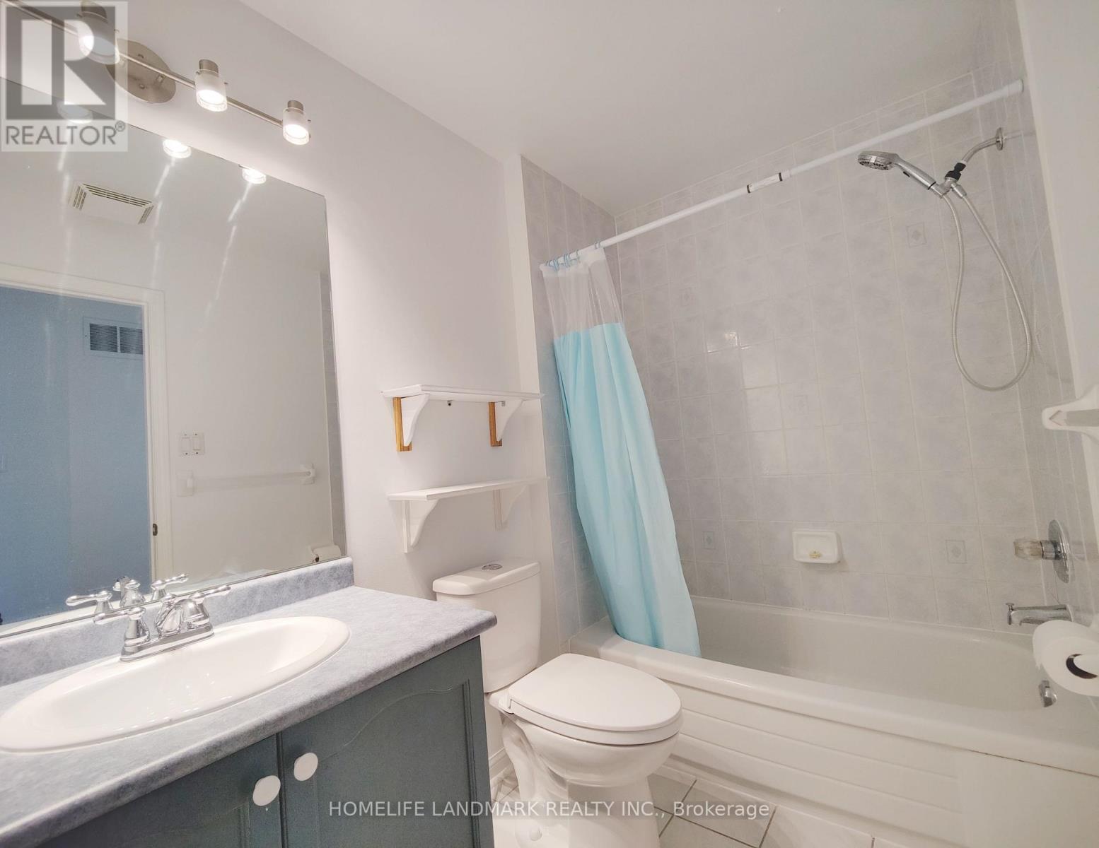 96 Formosa Drive, Richmond Hill, Ontario  L4S 1T1 - Photo 12 - N12481876