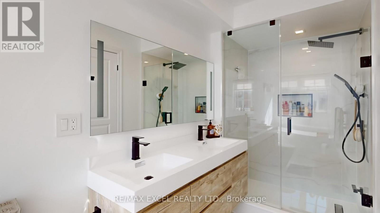 62 Mack Clement Lane, Richmond Hill, Ontario  L4S 0G2 - Photo 26 - N12481878