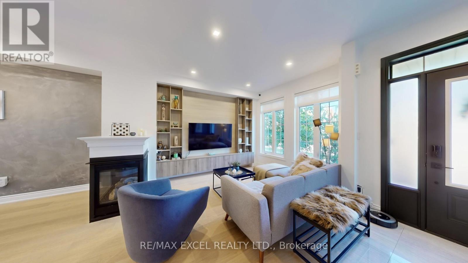 62 Mack Clement Lane, Richmond Hill, Ontario  L4S 0G2 - Photo 6 - N12481878