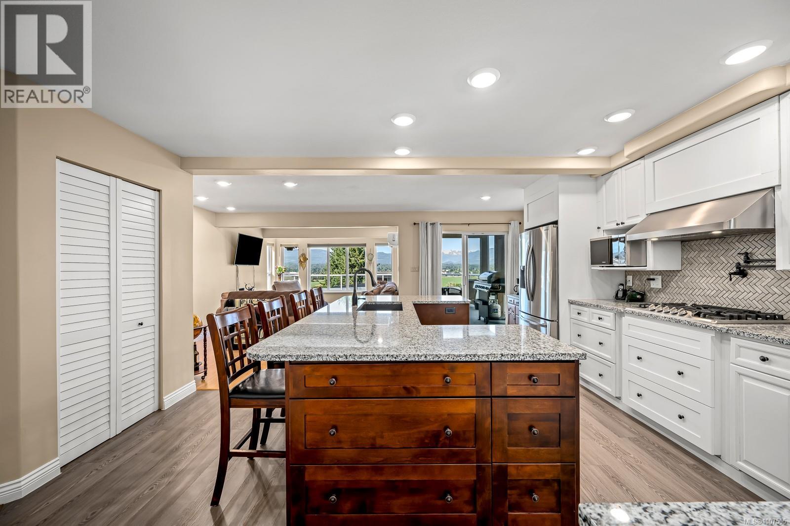 1418 Valley View Dr, Courtenay, British Columbia  V9N 8T3 - Photo 18 - 1007565