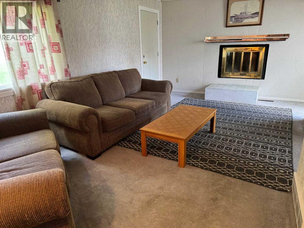 22610 10 Avenue, Hillcrest, Alberta  T0K 1C0 - Photo 6 - A2244877