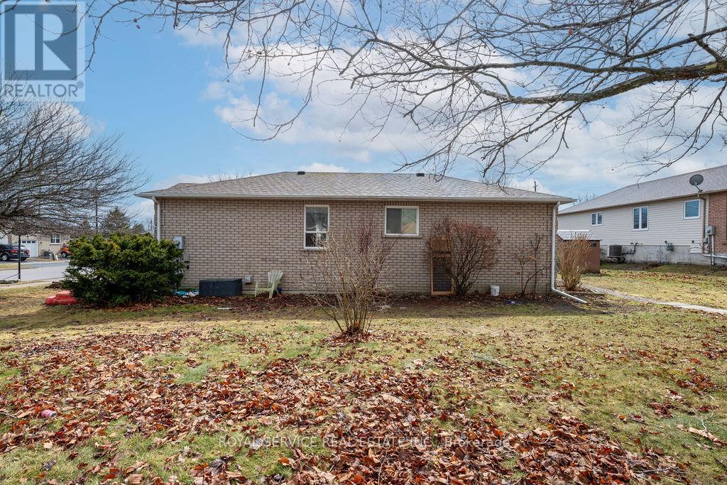 661 Ewing Street, Cobourg, Ontario  K9A 5N7 - Photo 7 - X12481883