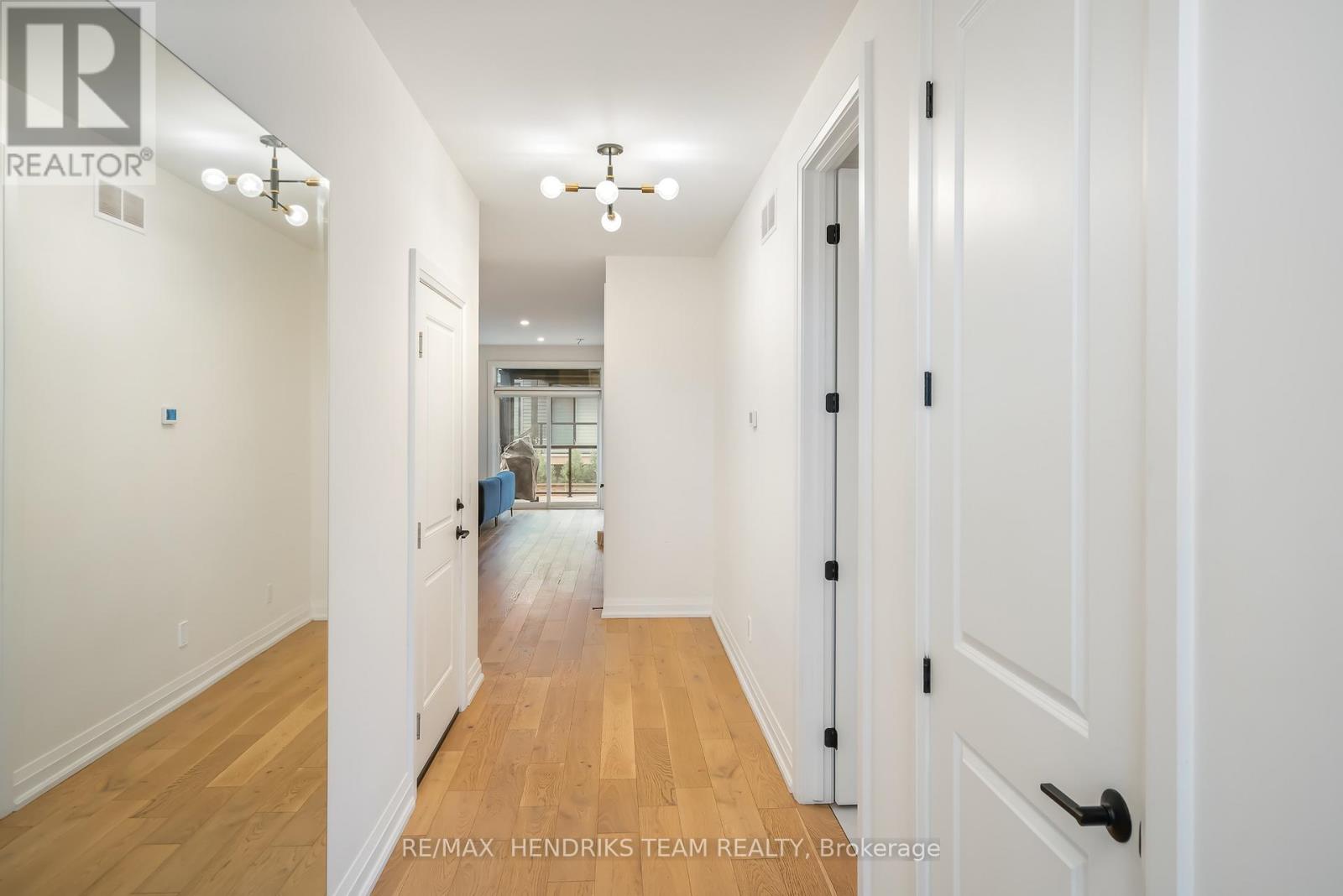 36 - 8974 Willoughby Drive, Niagara Falls, Ontario  L2G 0Y7 - Photo 5 - X12481885