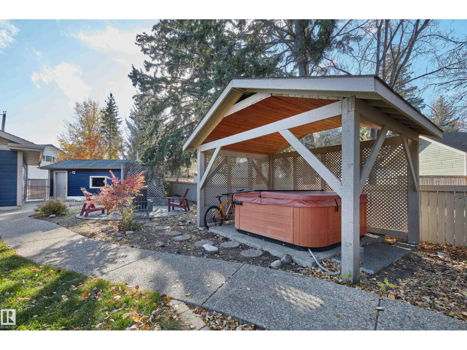 11003 64 Av Nw, Edmonton, Alberta  T6H 1T4 - Photo 35 - E4463513