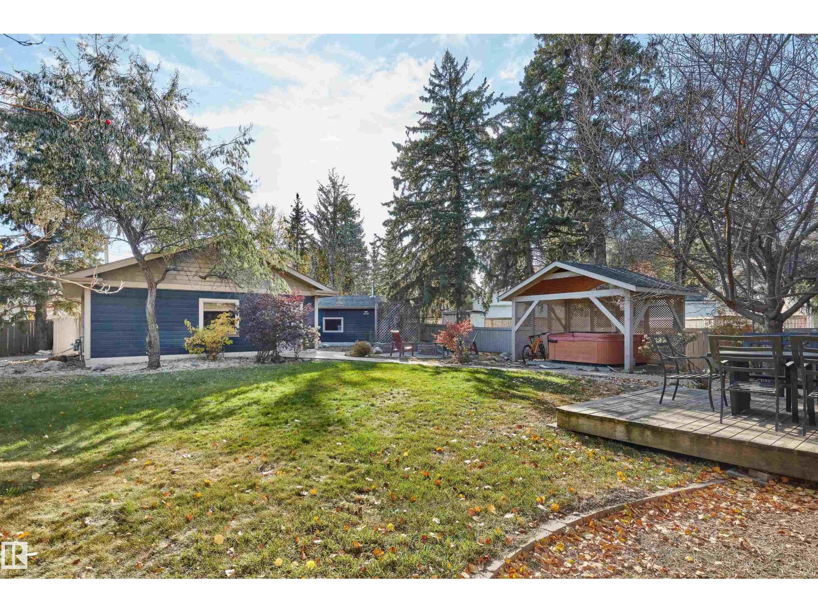 11003 64 Av Nw, Edmonton, Alberta  T6H 1T4 - Photo 44 - E4463513