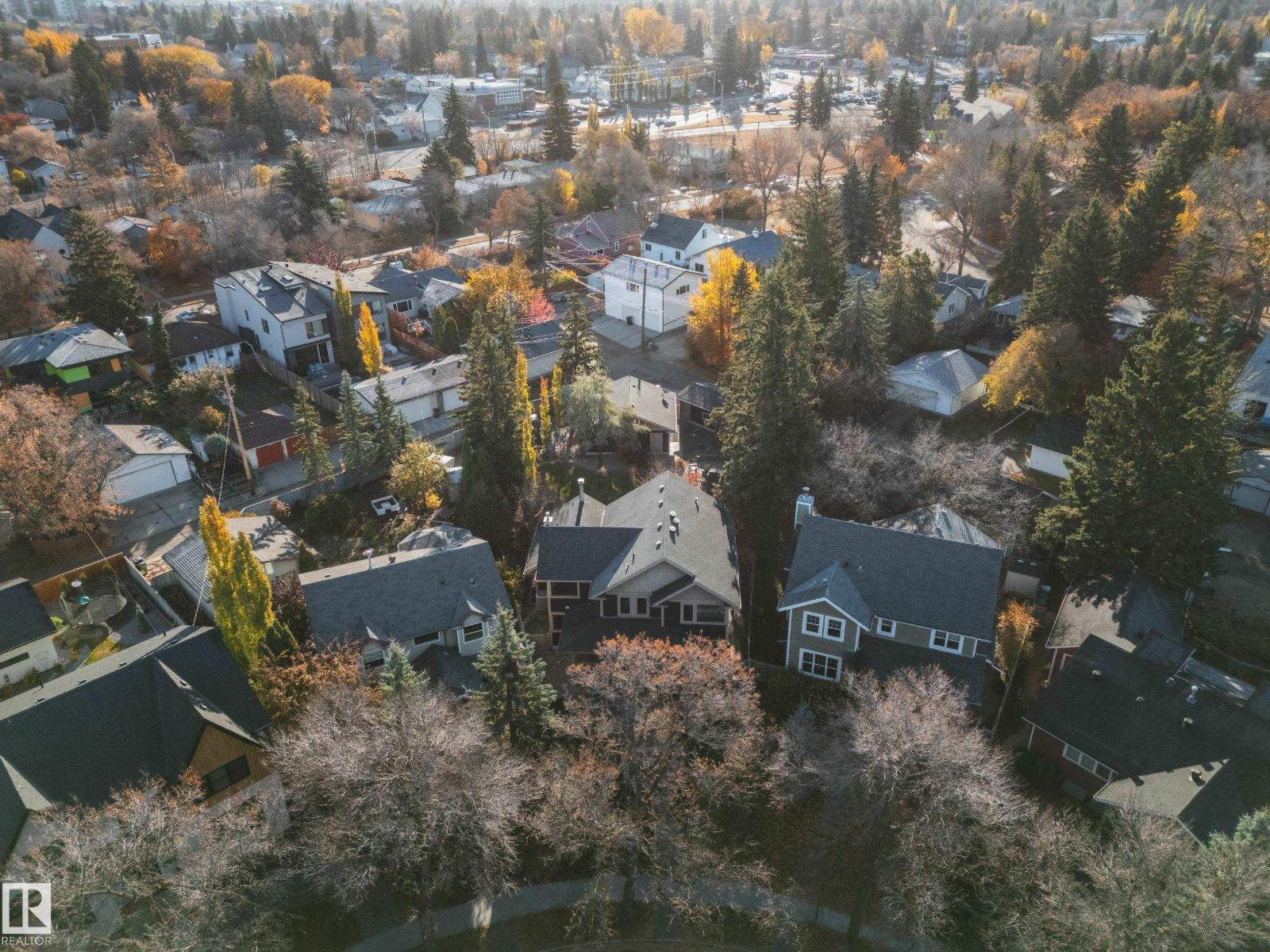 11003 64 Av Nw, Edmonton, Alberta  T6H 1T4 - Photo 48 - E4463513