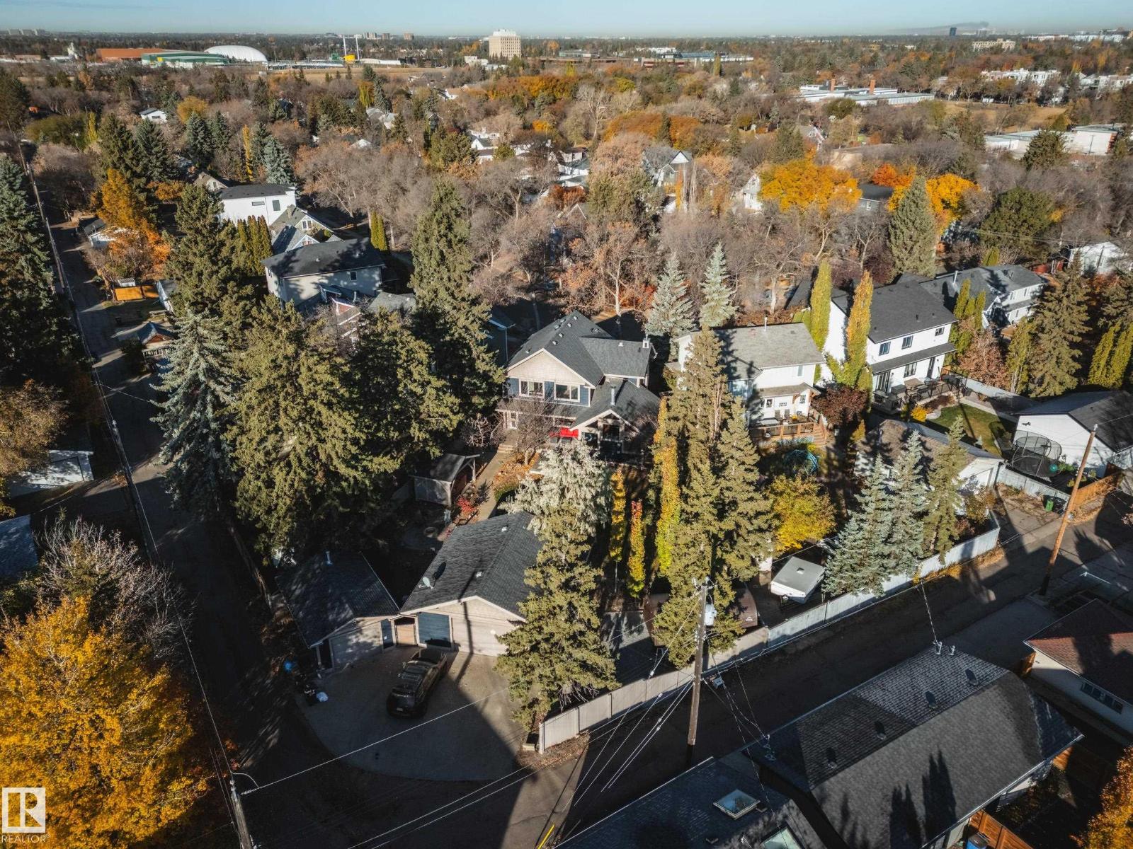 11003 64 Av Nw, Edmonton, Alberta  T6H 1T4 - Photo 51 - E4463513
