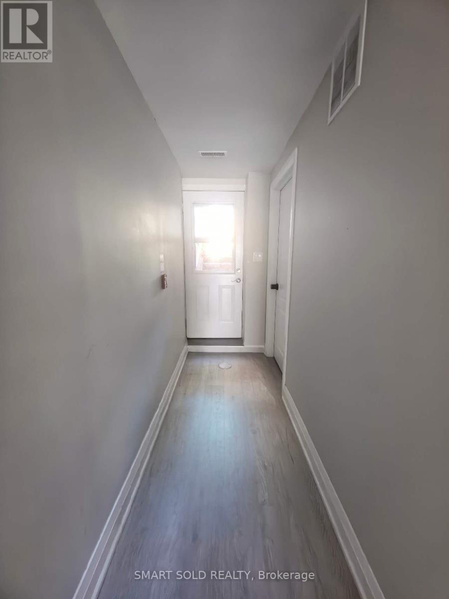 437 Bathurst Street, Toronto, Ontario  M5T 2S9 - Photo 11 - C12481887