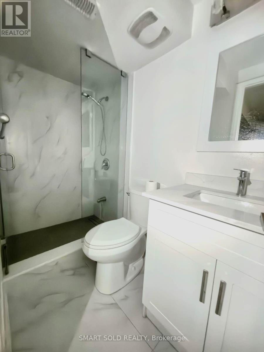 437 Bathurst Street, Toronto, Ontario  M5T 2S9 - Photo 14 - C12481887