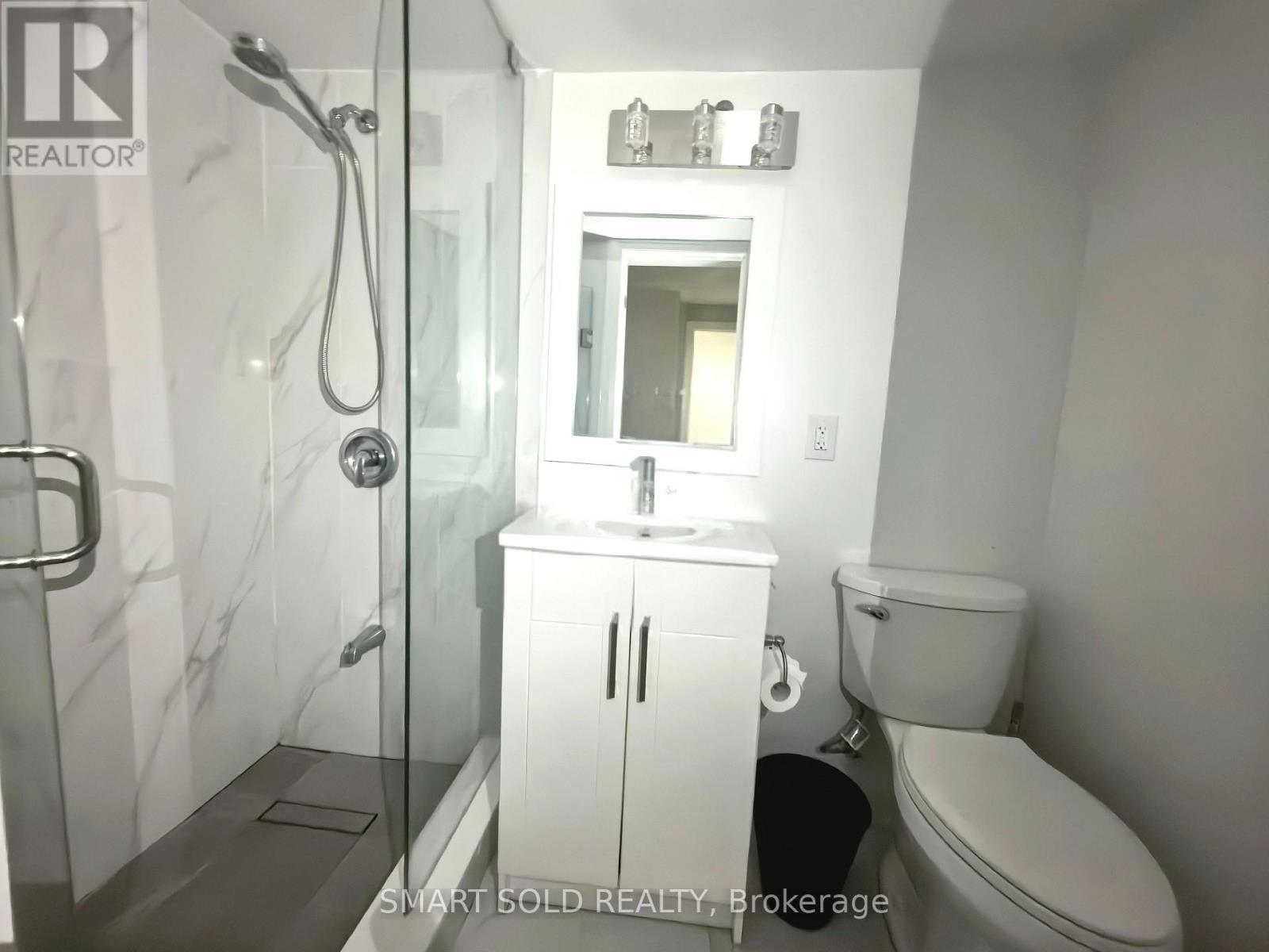 437 Bathurst Street, Toronto, Ontario  M5T 2S9 - Photo 9 - C12481887