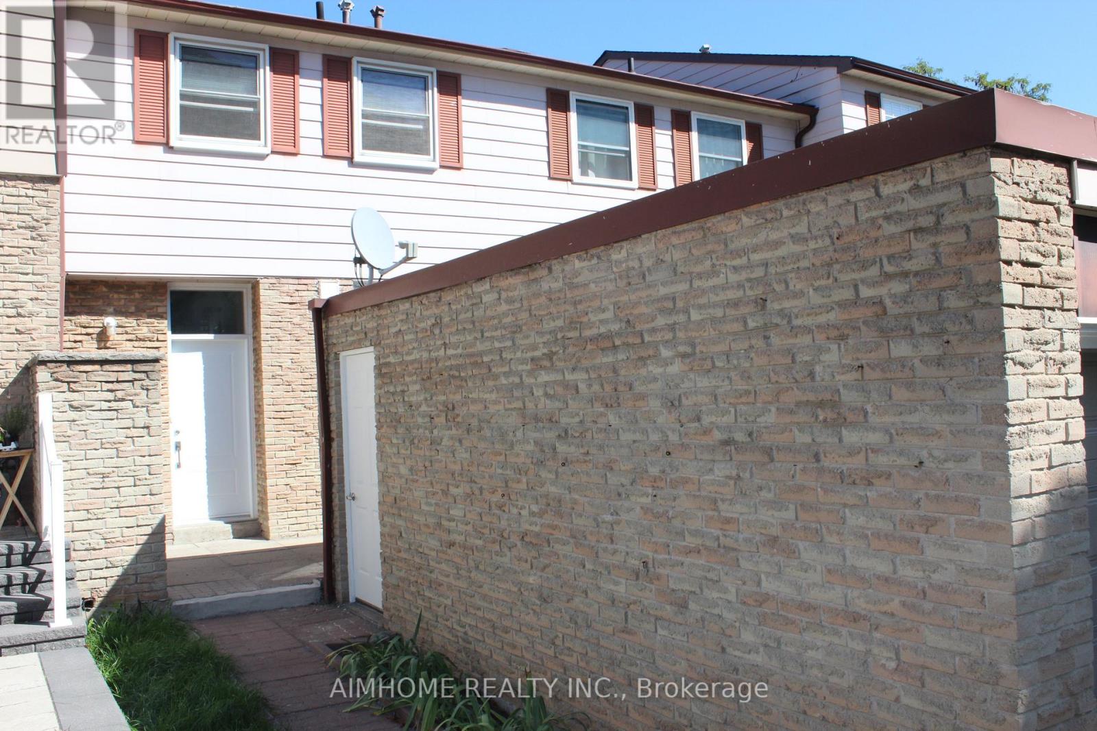 2311 Bridletowne Circle, Toronto, Ontario  M1W 2L3 - Photo 2 - E12481892
