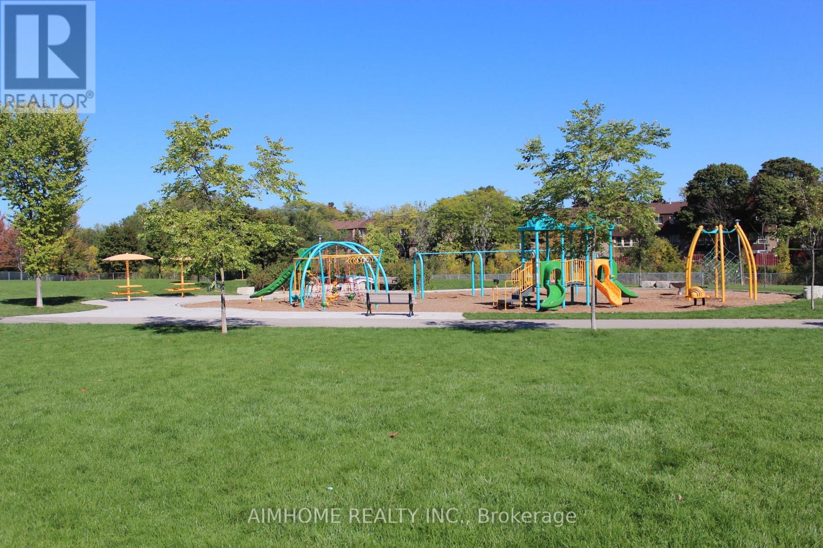 2311 Bridletowne Circle, Toronto, Ontario  M1W 2L3 - Photo 31 - E12481892