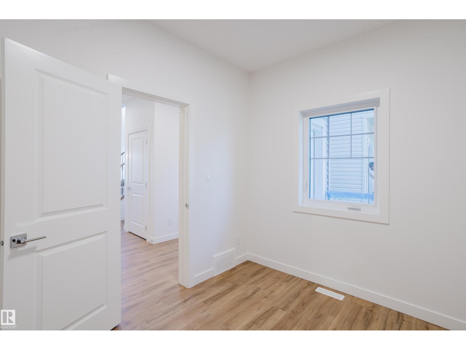 138 Mitchell Bn, Leduc, Alberta  T9E 1T5 - Photo 6 - E4463514