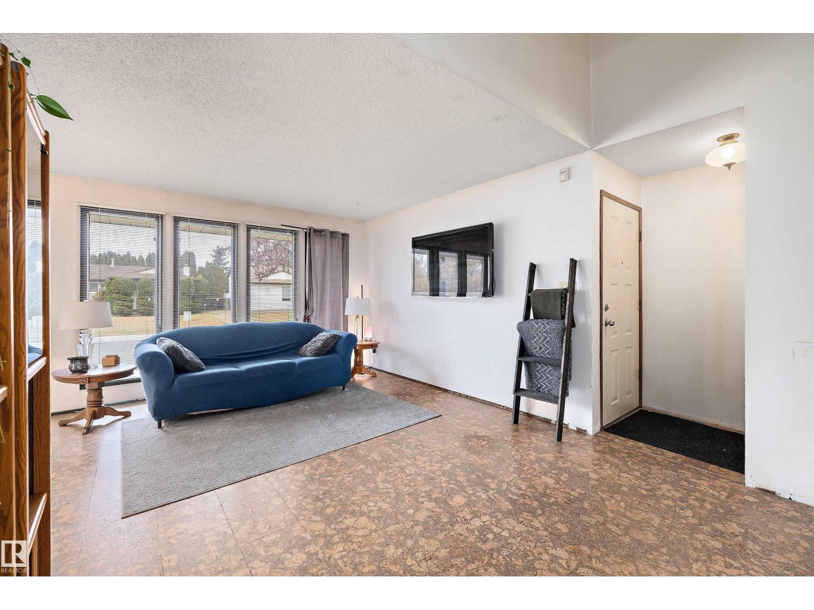17207 110 St Nw, Edmonton, Alberta  T5X 3L2 - Photo 3 - E4463506