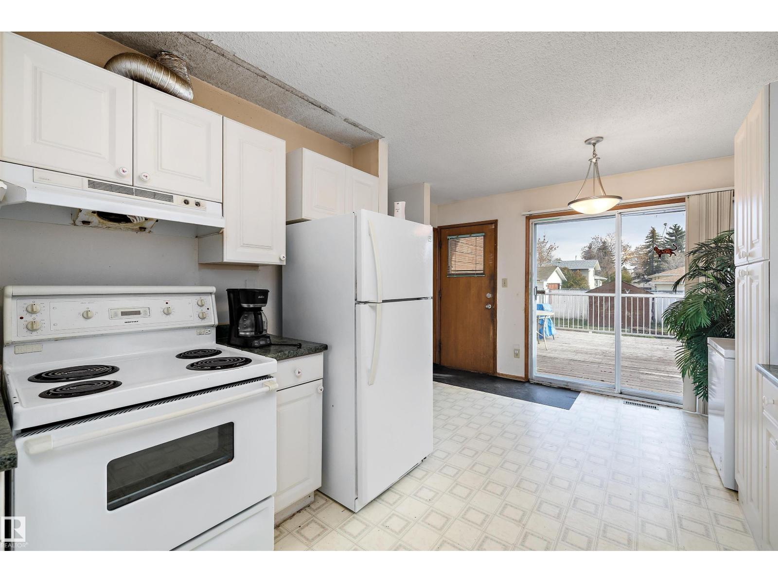 17207 110 St Nw, Edmonton, Alberta  T5X 3L2 - Photo 12 - E4463506