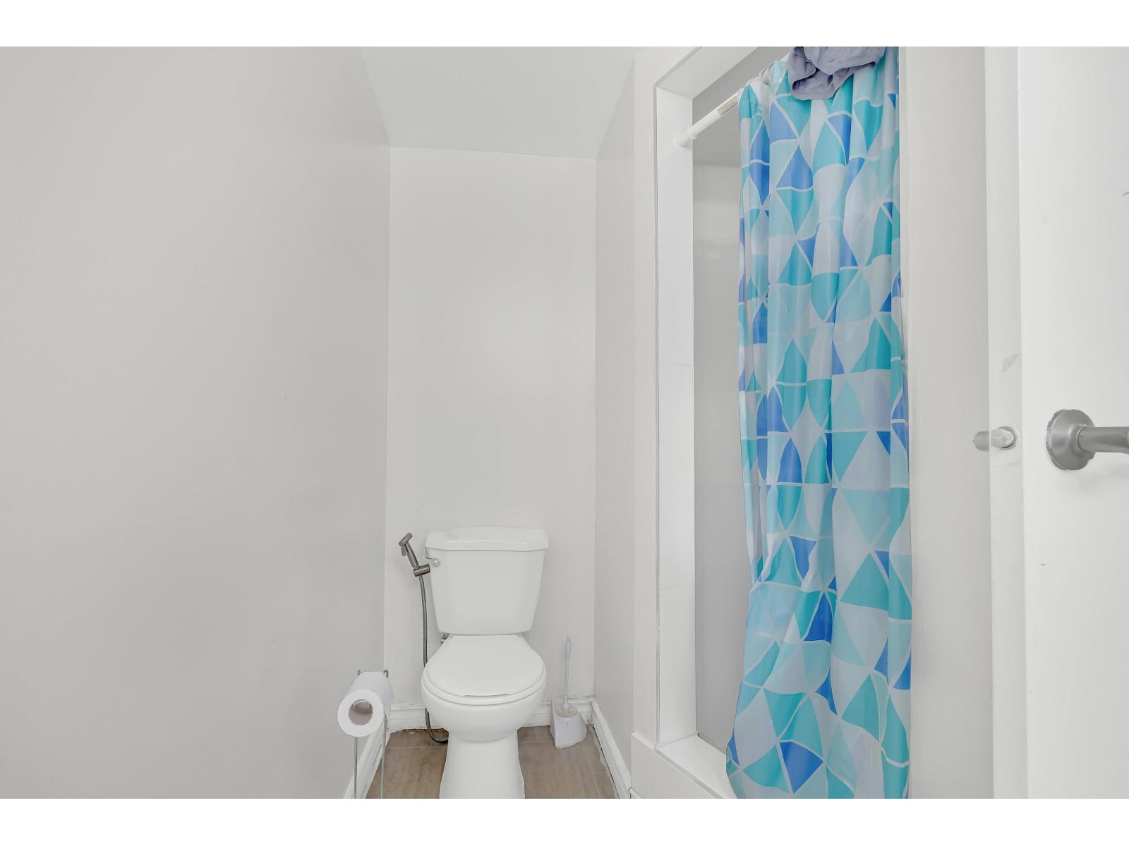 101 13291 70b Avenue, Surrey, British Columbia  V3W 7Z2 - Photo 9 - R3060718