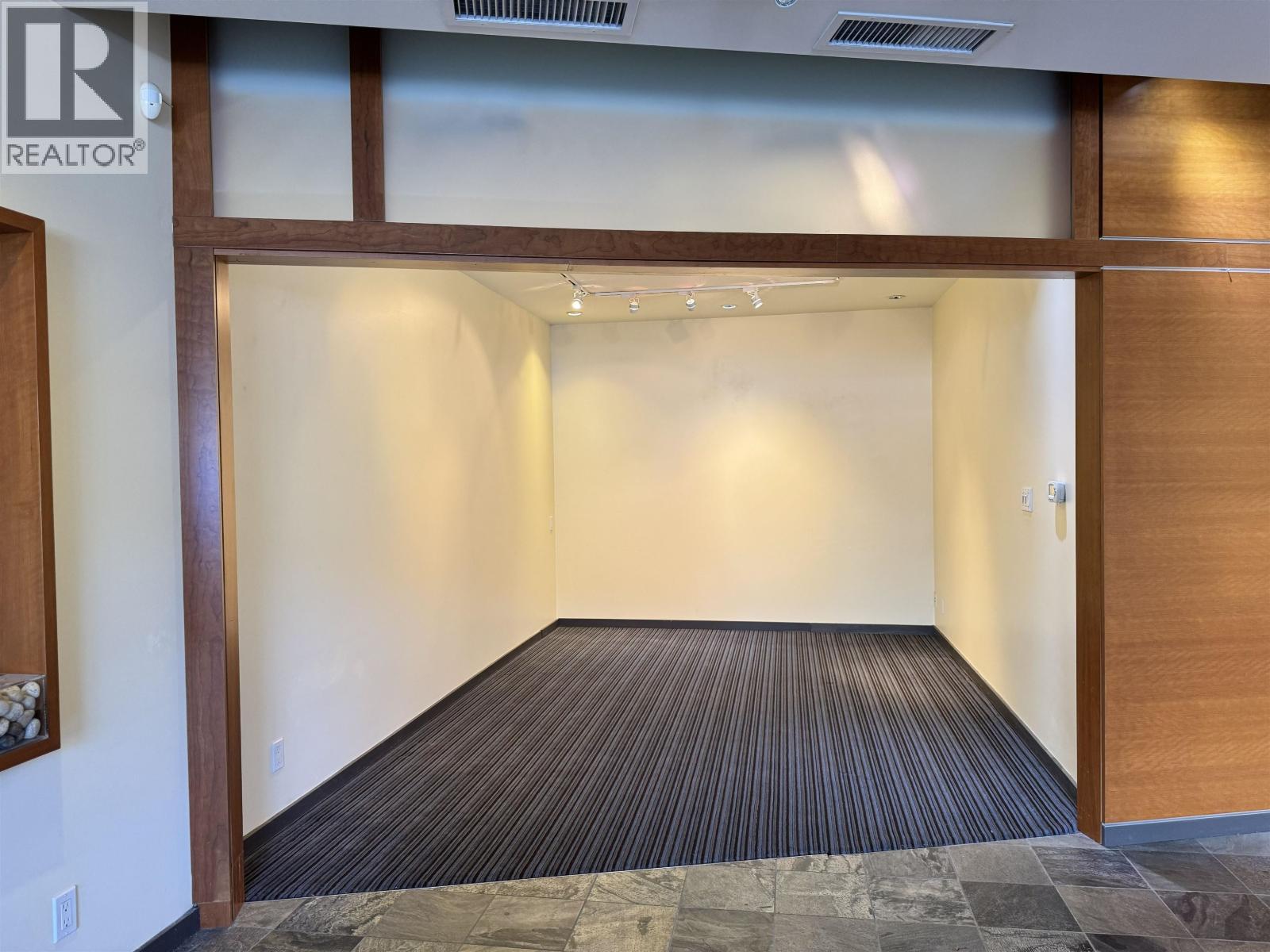 1738 W 2nd Avenue, Vancouver, British Columbia  V6J 1H6 - Photo 11 - C8073305