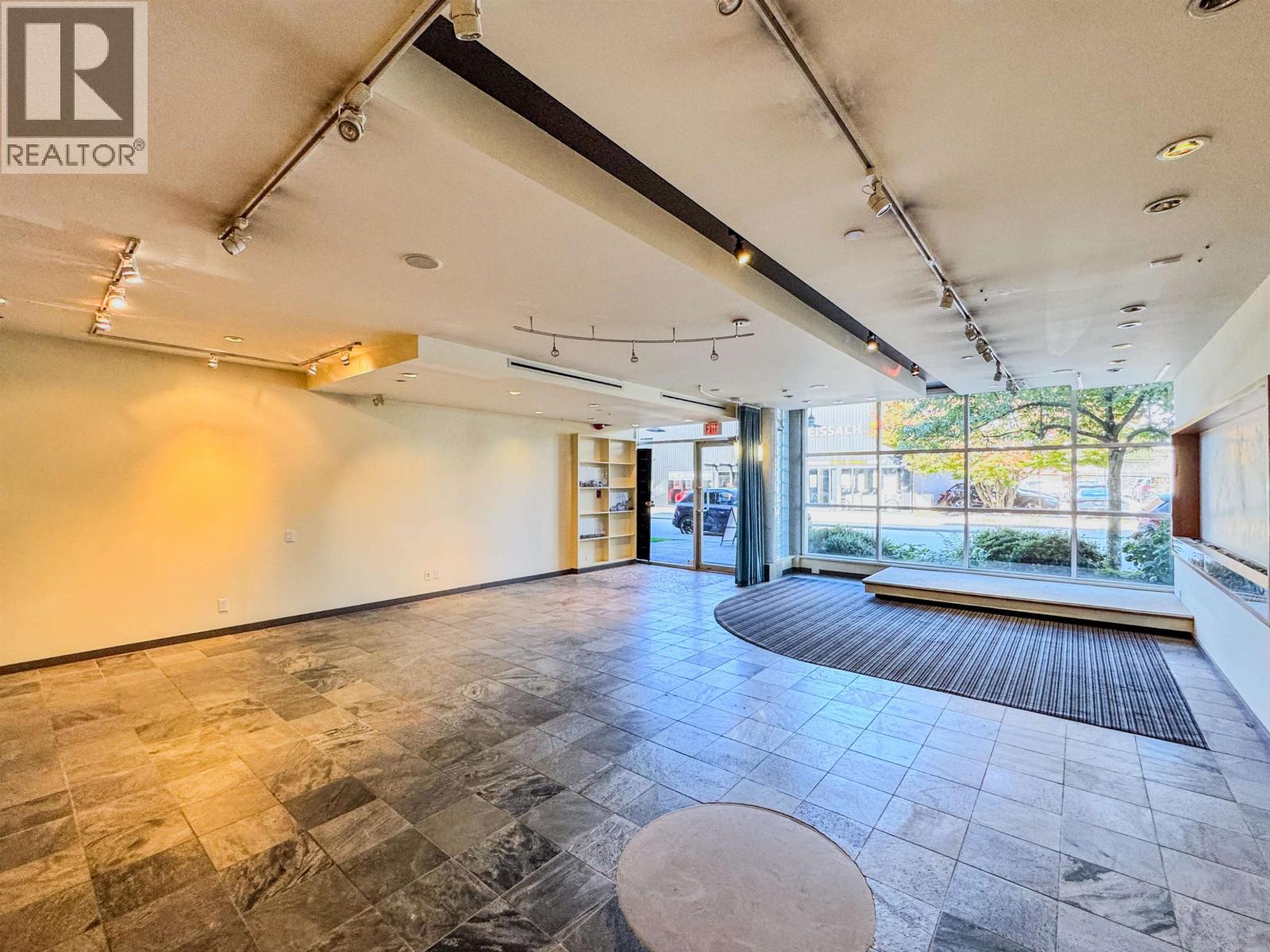 1738 W 2nd Avenue, Vancouver, British Columbia  V6J 1H6 - Photo 6 - C8073305