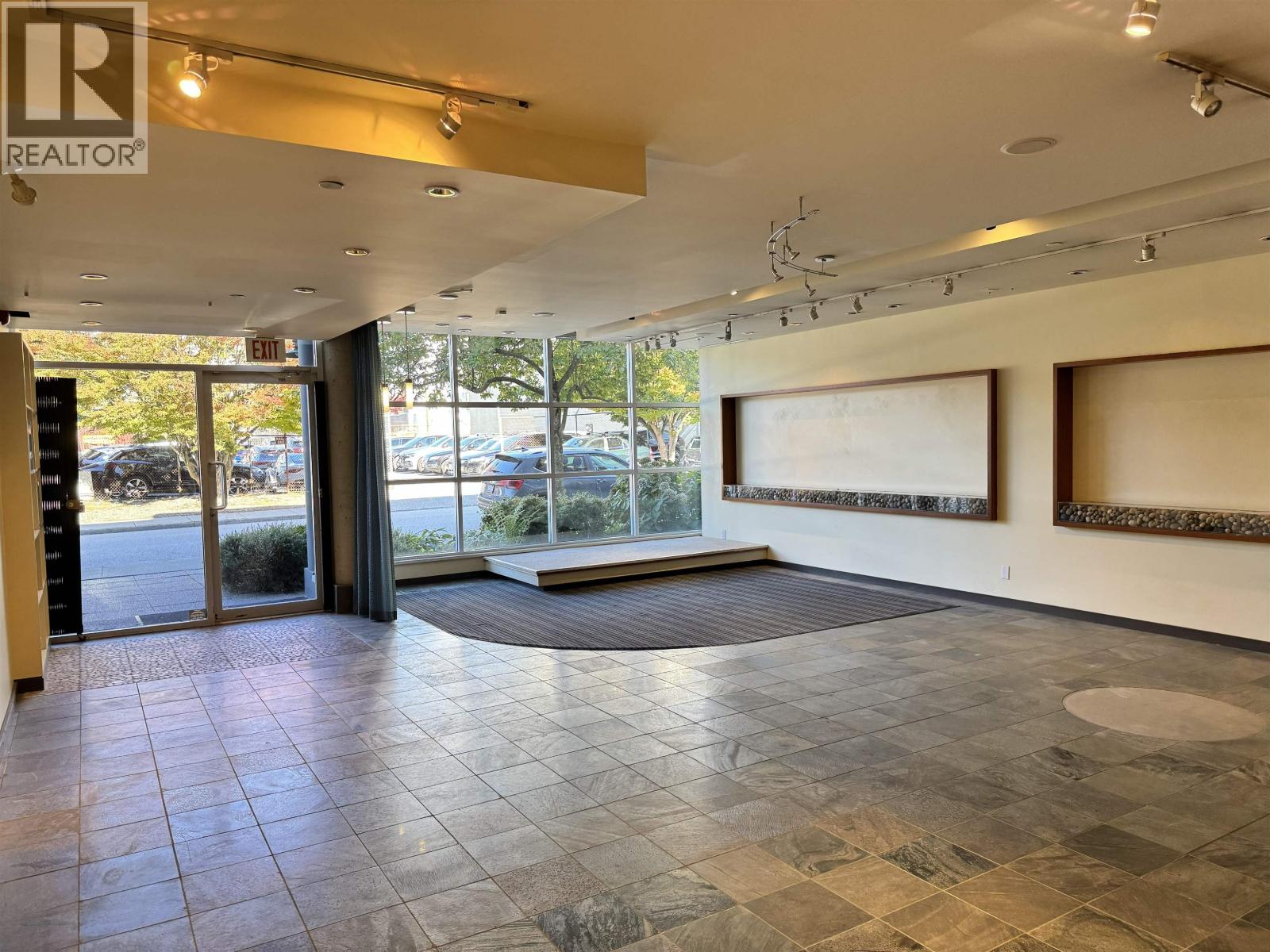 1738 W 2nd Avenue, Vancouver, British Columbia  V6J 1H6 - Photo 8 - C8073305