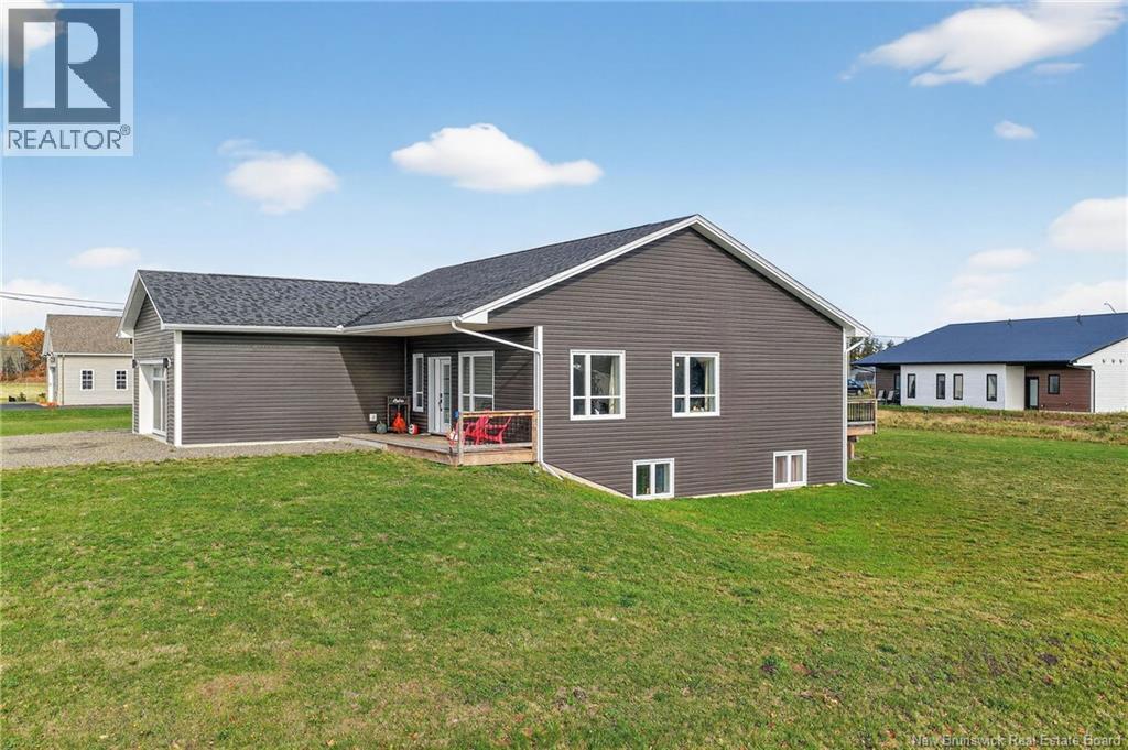 11 Riverside Drive, Petitcodiac, New Brunswick  E4Z 0K7 - Photo 3 - NB124402