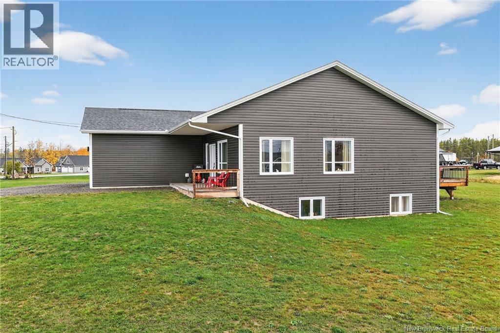 11 Riverside Drive, Petitcodiac, New Brunswick  E4Z 0K7 - Photo 46 - NB124402