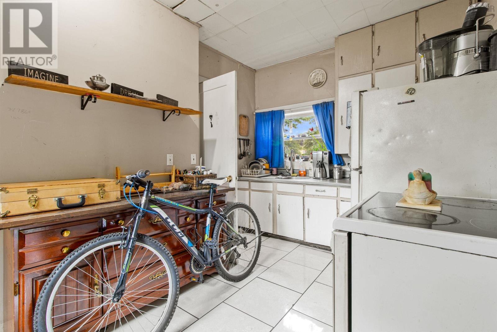 32 Pleasant Street, Truro, Nova Scotia  B2N 3R7 - Photo 8 - 202524512