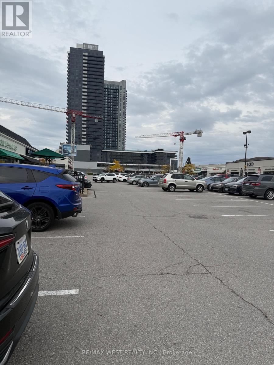 4 - 5027 Hurontario St (Rent Room 1) Street, Mississauga, Ontario  L4Z 3X6 - Photo 10 - W12479468