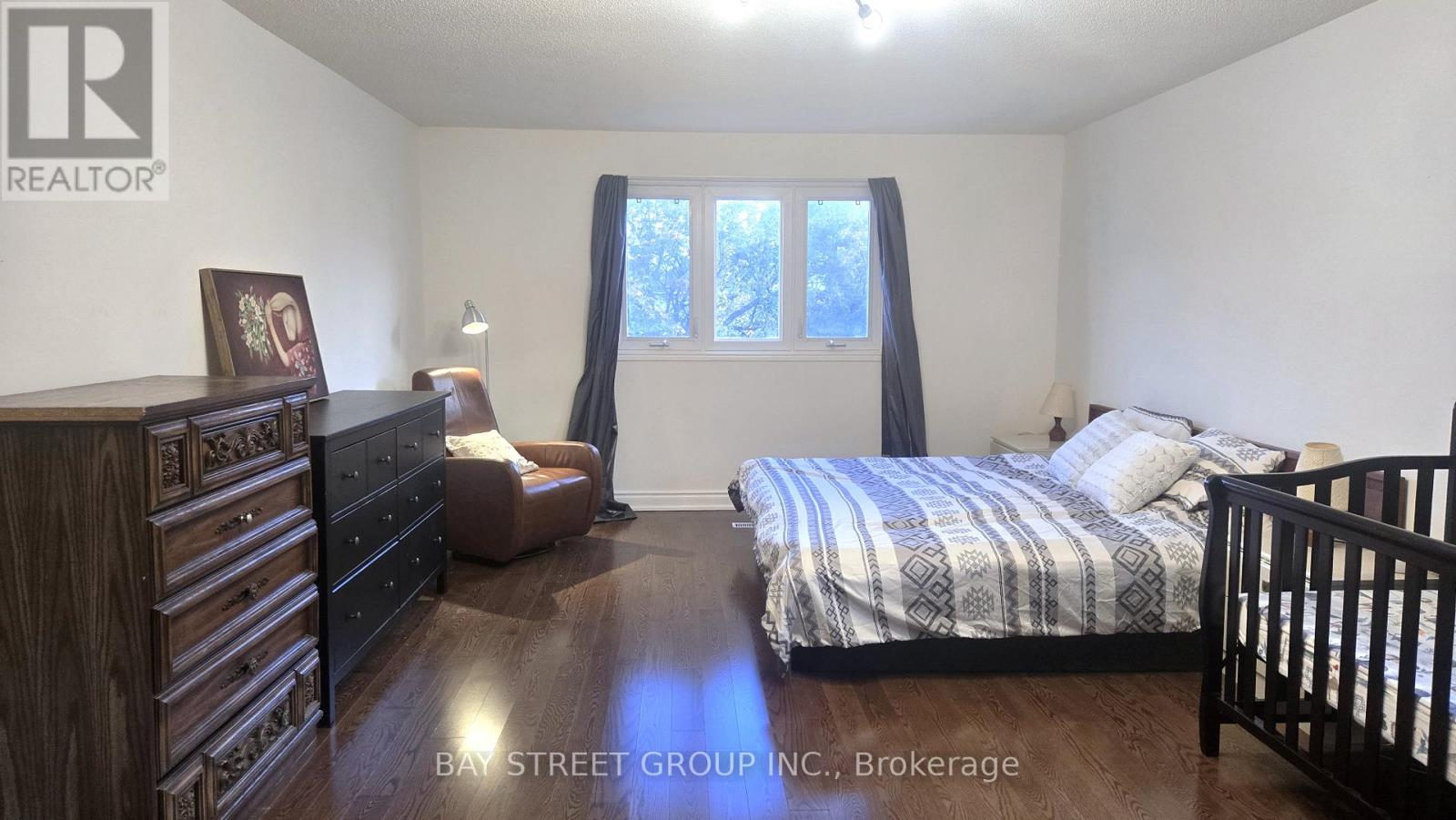 24 Beasley Drive, Richmond Hill, Ontario  L4C 7Z2 - Photo 17 - N12479885