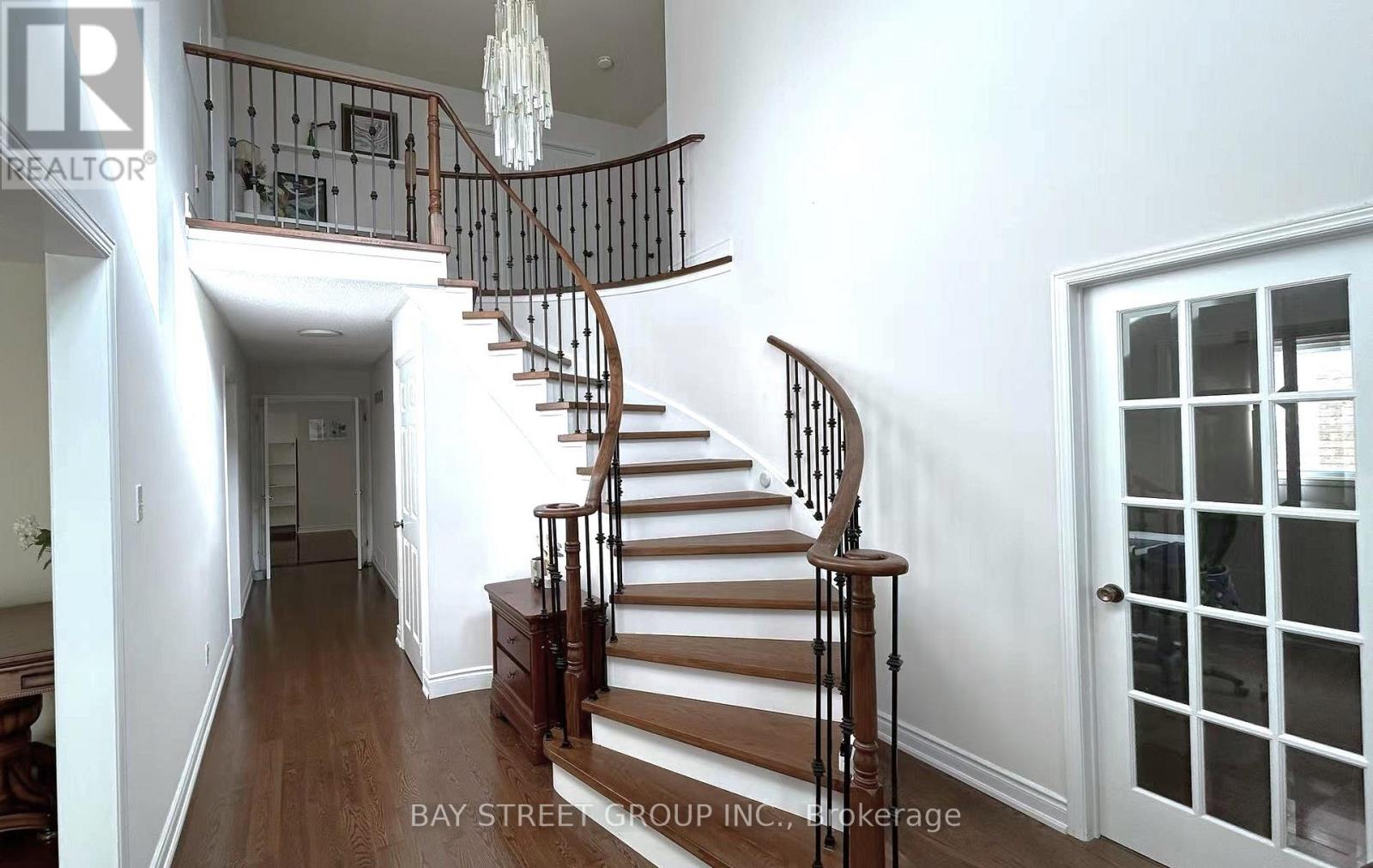 24 Beasley Drive, Richmond Hill, Ontario  L4C 7Z2 - Photo 14 - N12479885