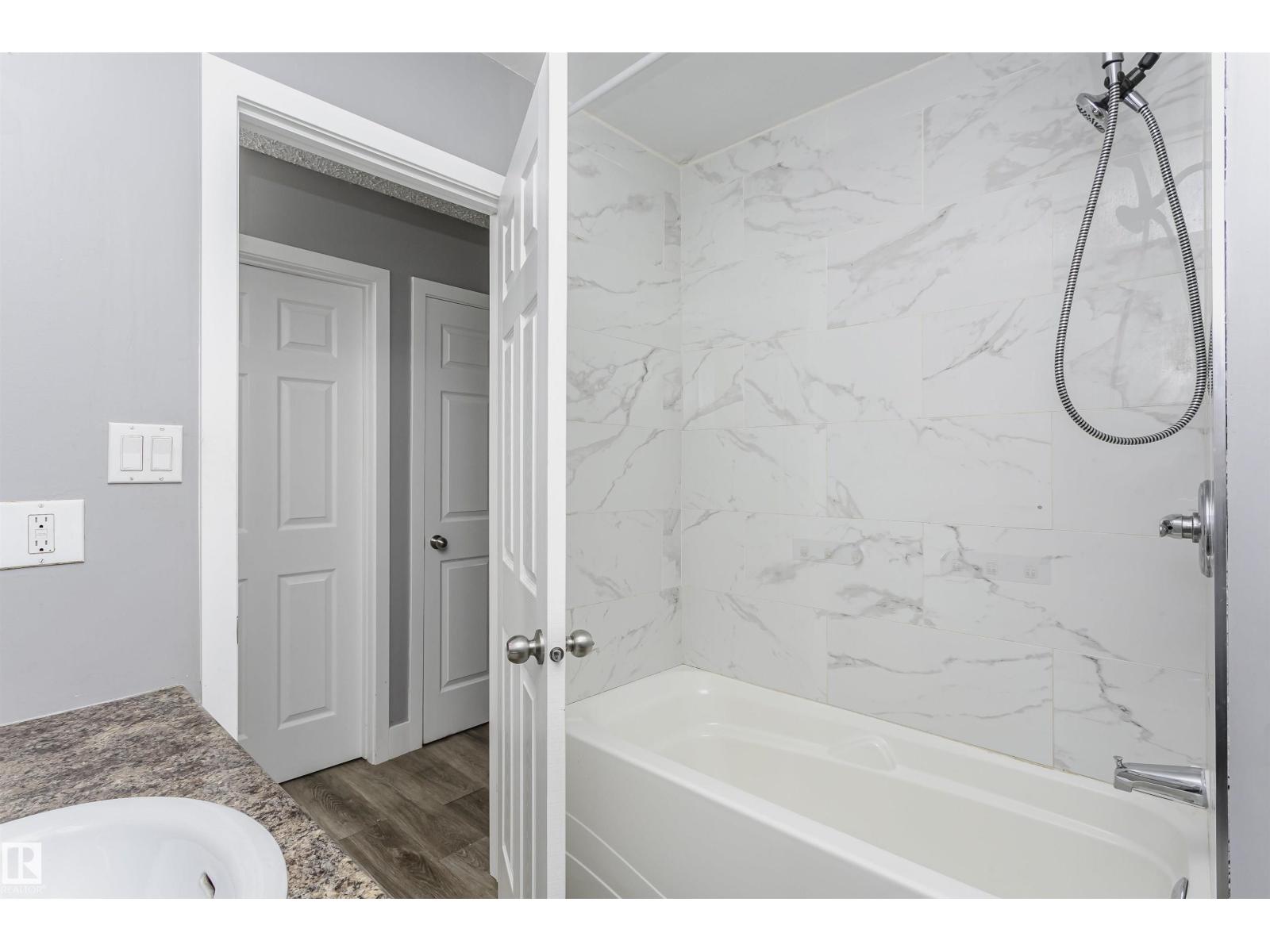 670 Lee Ridge Rd Nw, Edmonton, Alberta  T6W 0P2 - Photo 16 - E4463517