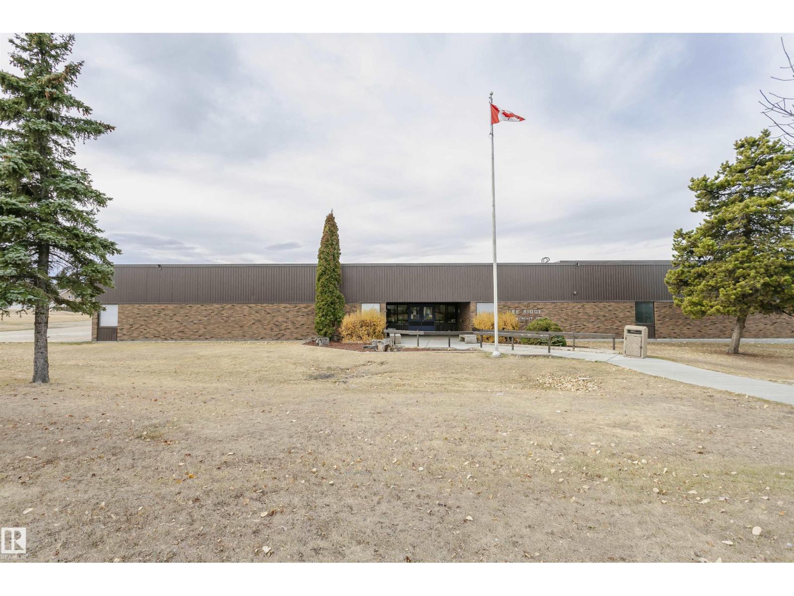670 Lee Ridge Rd Nw, Edmonton, Alberta  T6W 0P2 - Photo 46 - E4463517