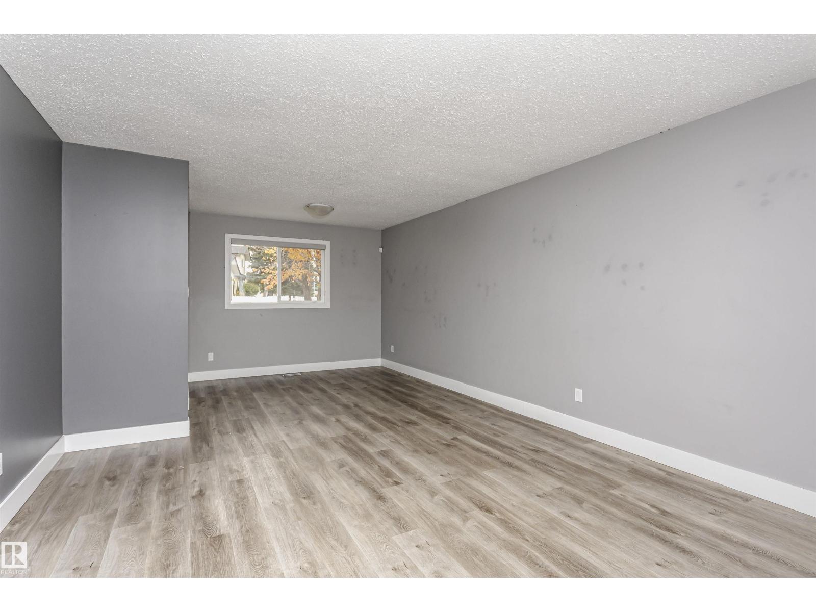 670 Lee Ridge Rd Nw, Edmonton, Alberta  T6W 0P2 - Photo 8 - E4463517