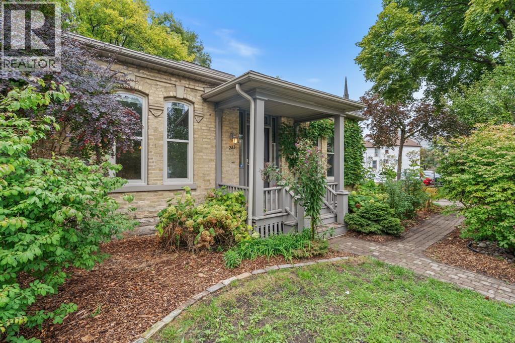 223 BROCK STREET North, Sarnia, Ontario