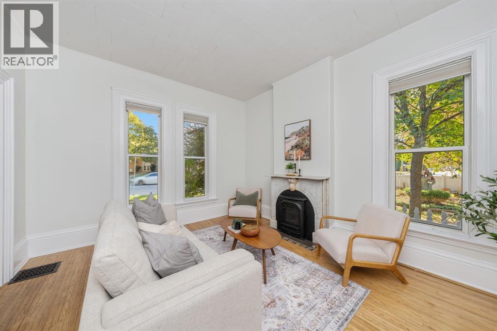 223 Brock Street North, Sarnia, Ontario  N7T 5Z5 - Photo 9 - 25022769