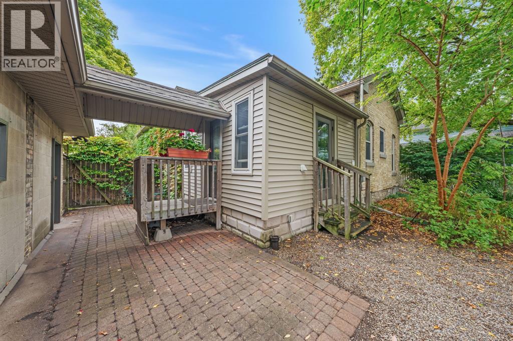 223 Brock Street North, Sarnia, Ontario  N7T 5Z5 - Photo 32 - 25022769