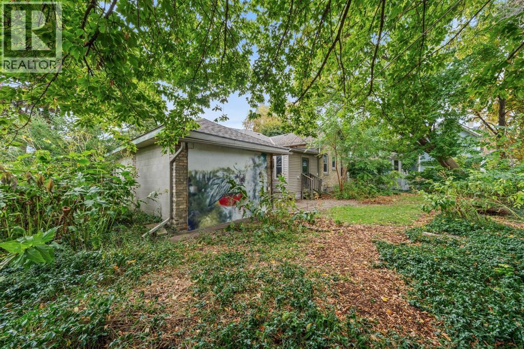 223 Brock Street North, Sarnia, Ontario  N7T 5Z5 - Photo 31 - 25022769