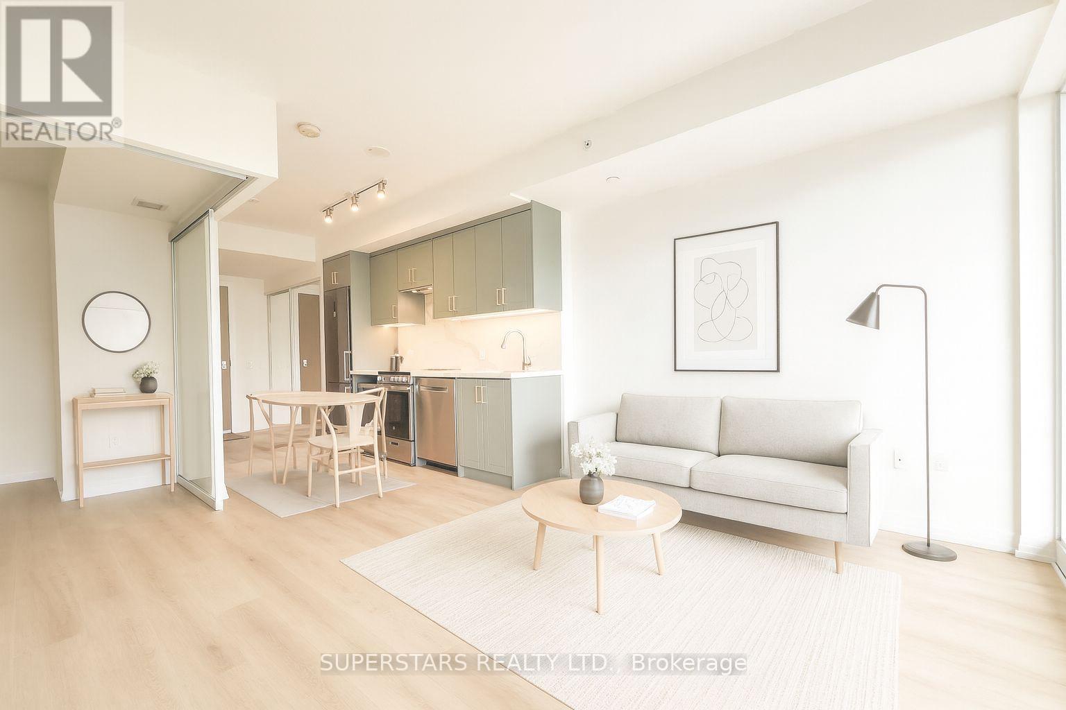 2209 - 251 Jarvis Street, Toronto, Ontario  M5B 0C3 - Photo 1 - C12481894