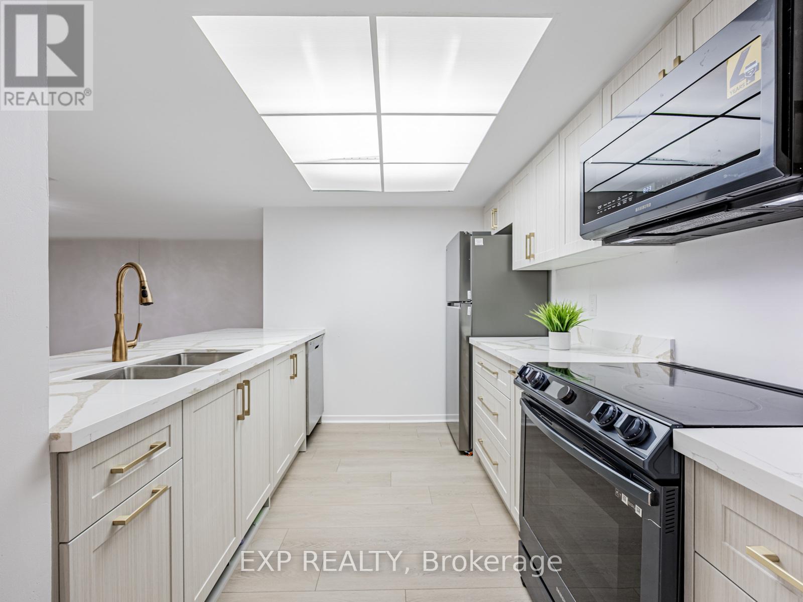 2908 - 1001 Bay Street, Toronto, Ontario  M5S 3A6 - Photo 3 - C12481902