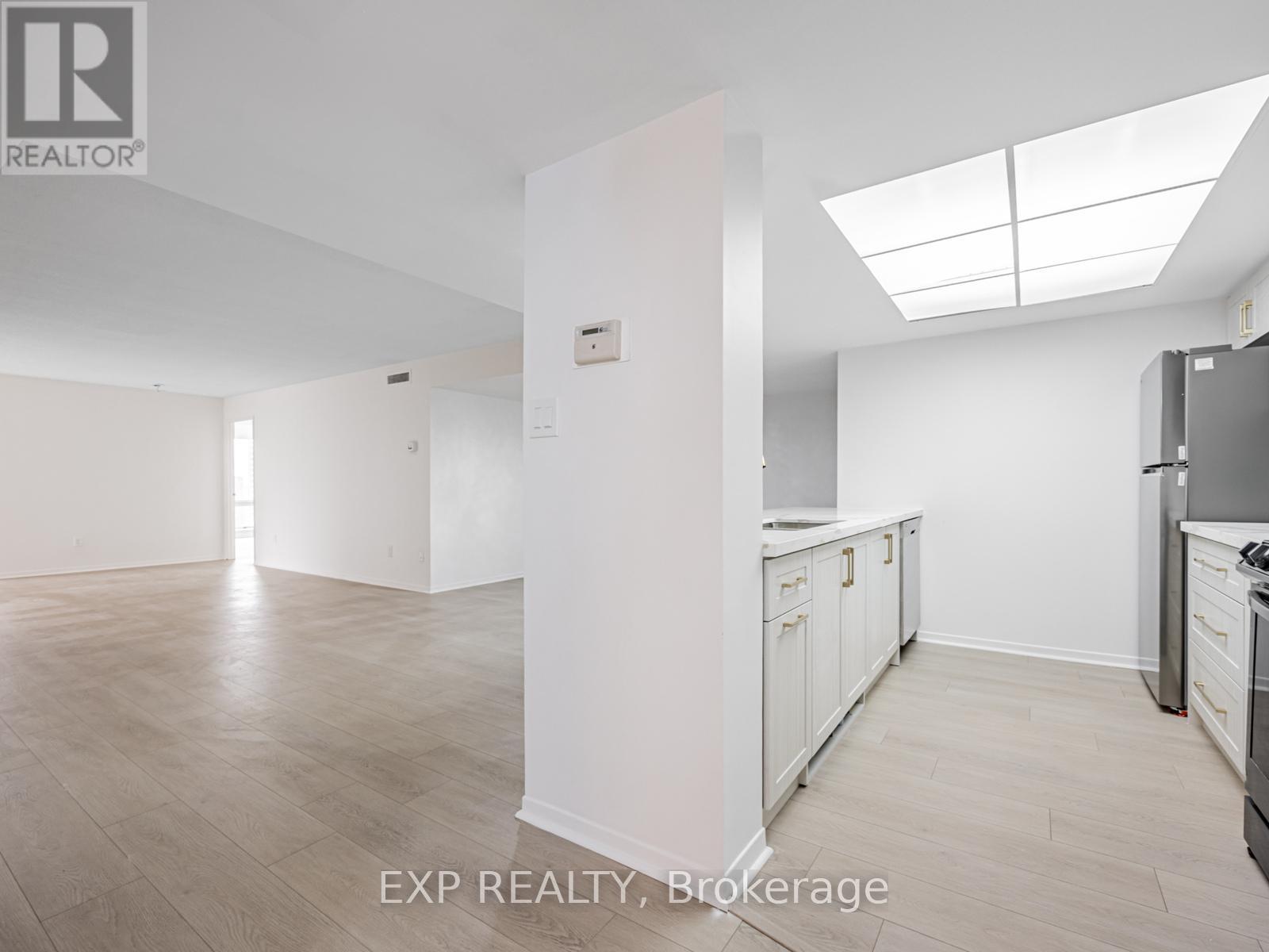 2908 - 1001 Bay Street, Toronto, Ontario  M5S 3A6 - Photo 5 - C12481902