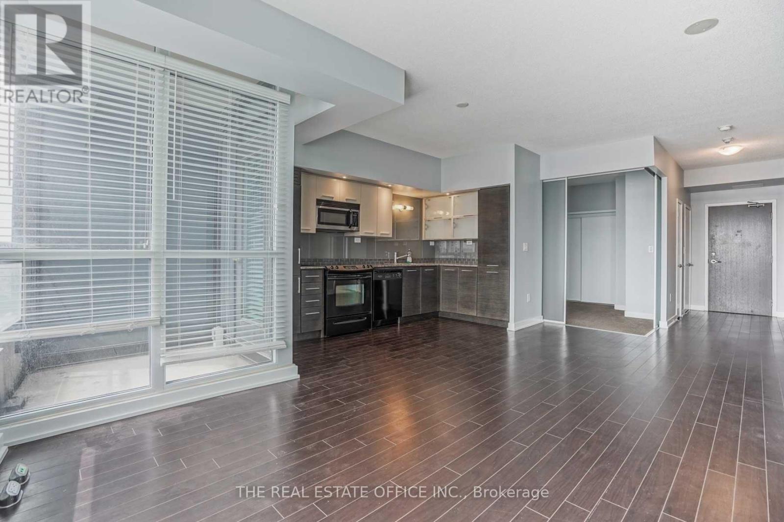 743 - 8 Telegram Mews, Toronto, Ontario  M5V 3Z5 - Photo 14 - C12481905