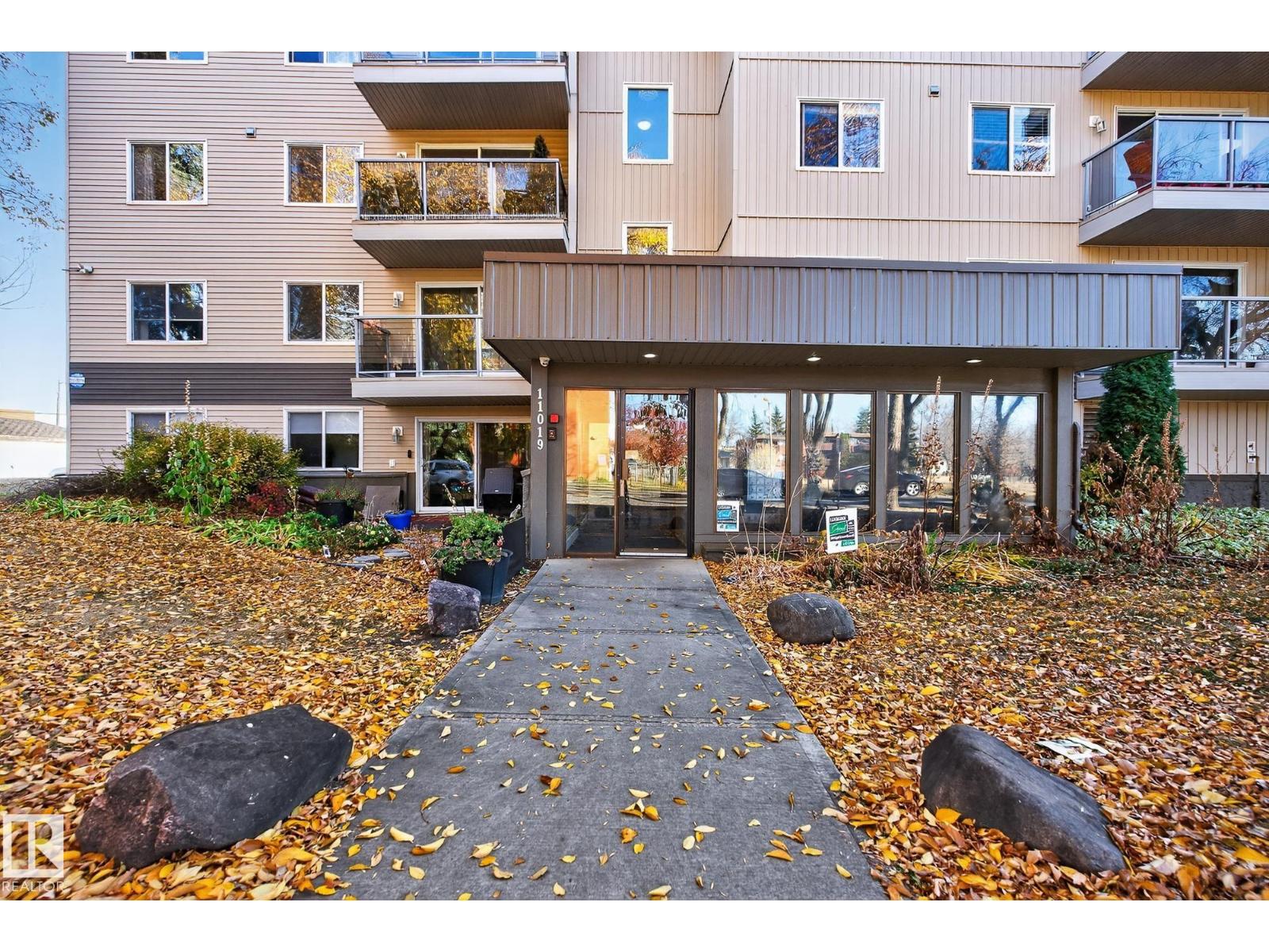 #405 11019 107 St Nw, Edmonton, Alberta  T5H 2Z6 - Photo 2 - E4463519