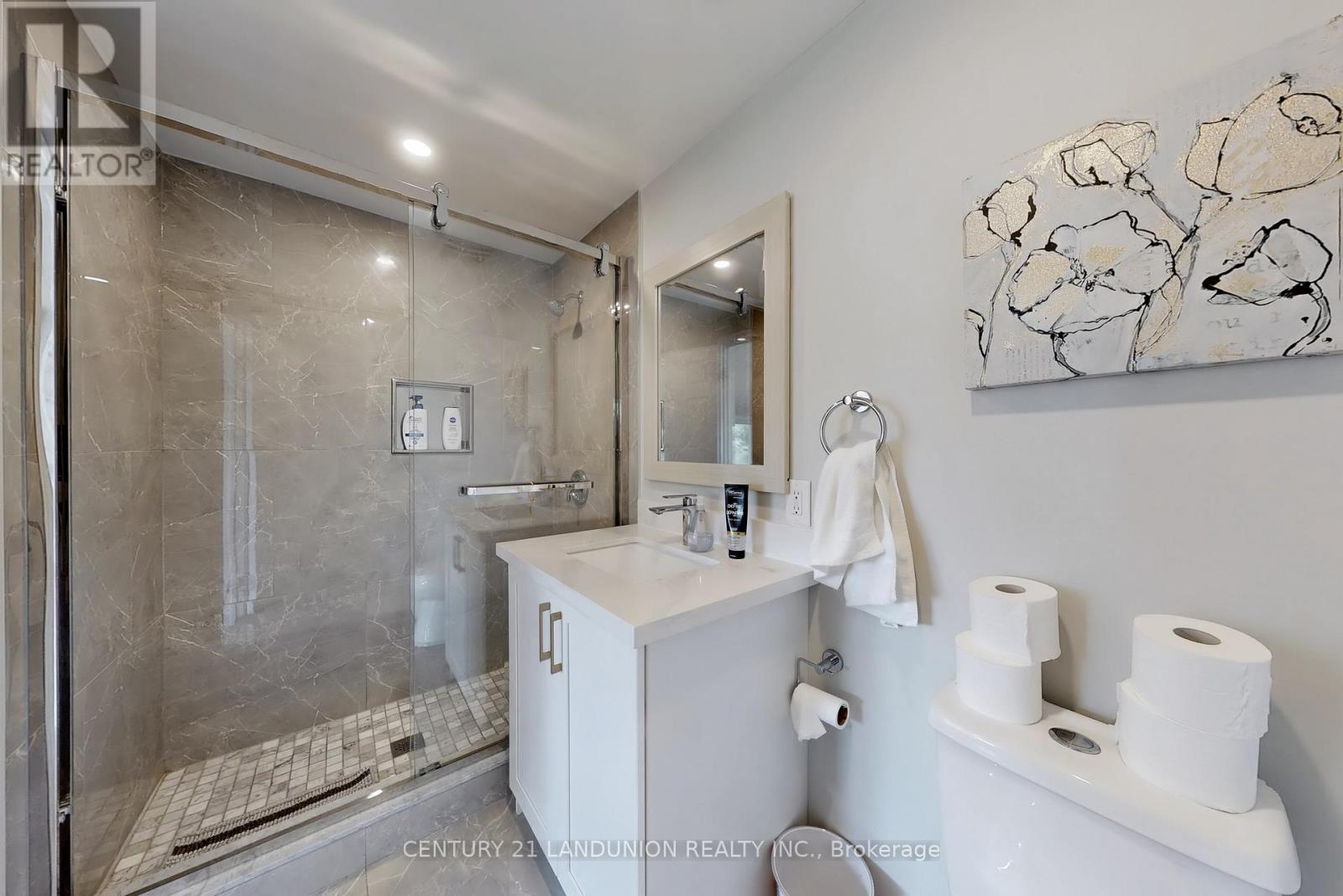 13291 Warden Acres E, Whitchurch-Stouffville, Ontario  L4A 3X8 - Photo 14 - N12481901
