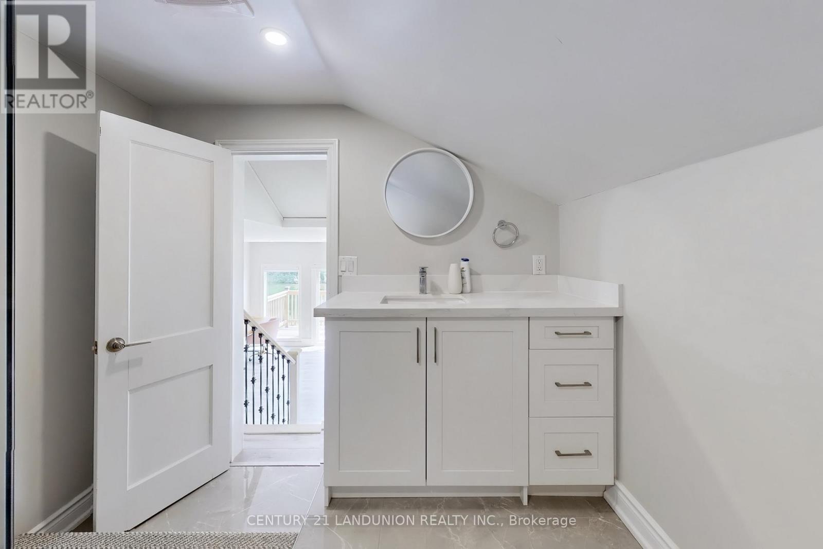 13291 Warden Acres E, Whitchurch-Stouffville, Ontario  L4A 3X8 - Photo 16 - N12481901