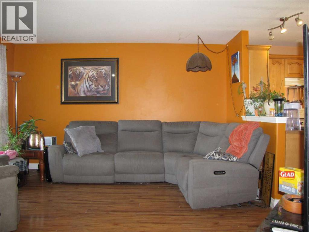 18 Valarosa Drive, Didsbury, Alberta  T0M 0W0 - Photo 8 - A2266741