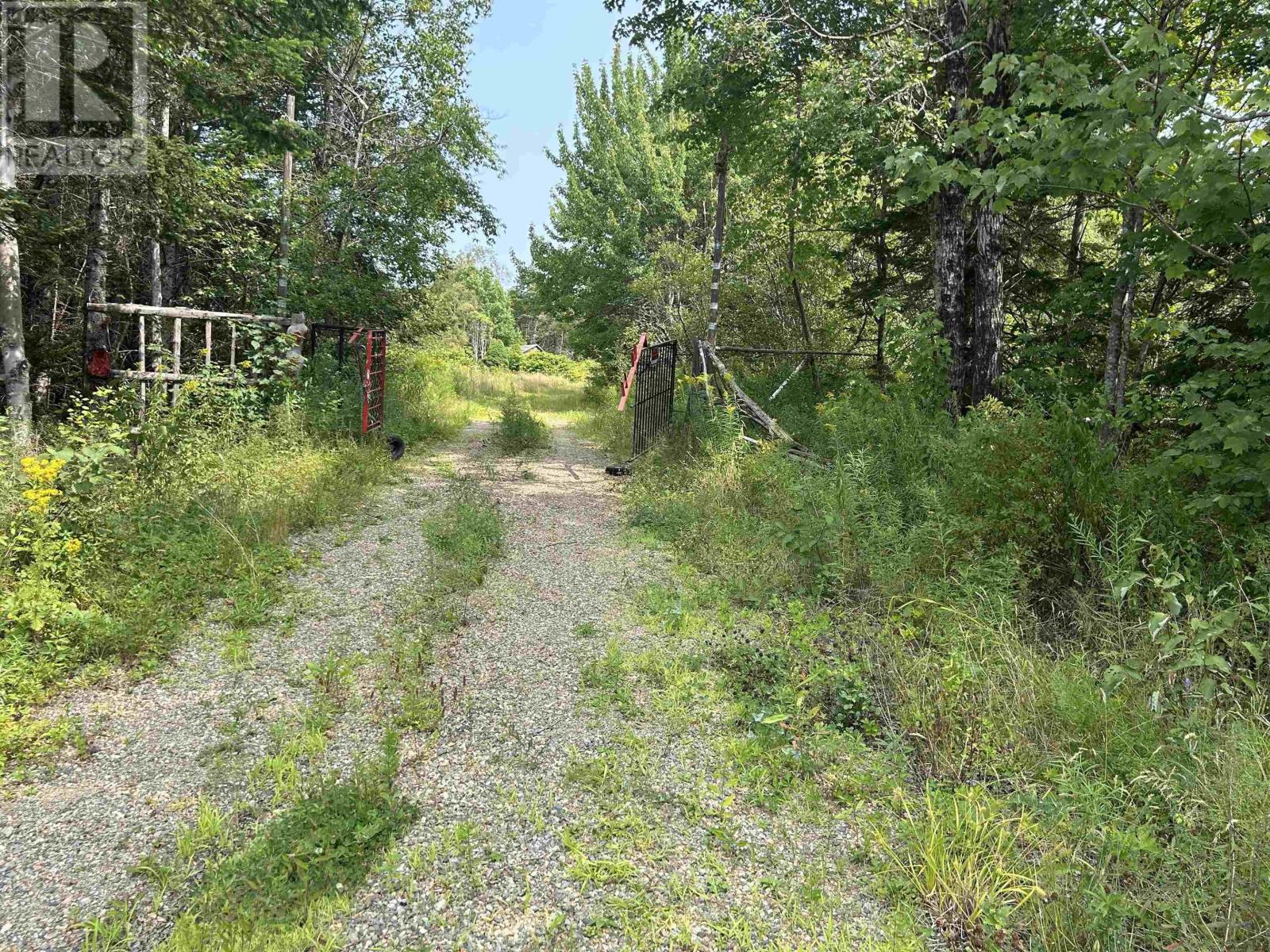 17 Hendsbee Road, Eight Island Lake, Nova Scotia